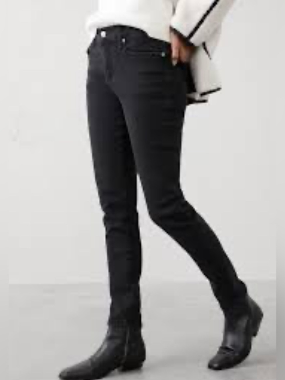 Banana Republic Mid-Rise Black Skinny Jeans  Size-28 Petite Urban Chic